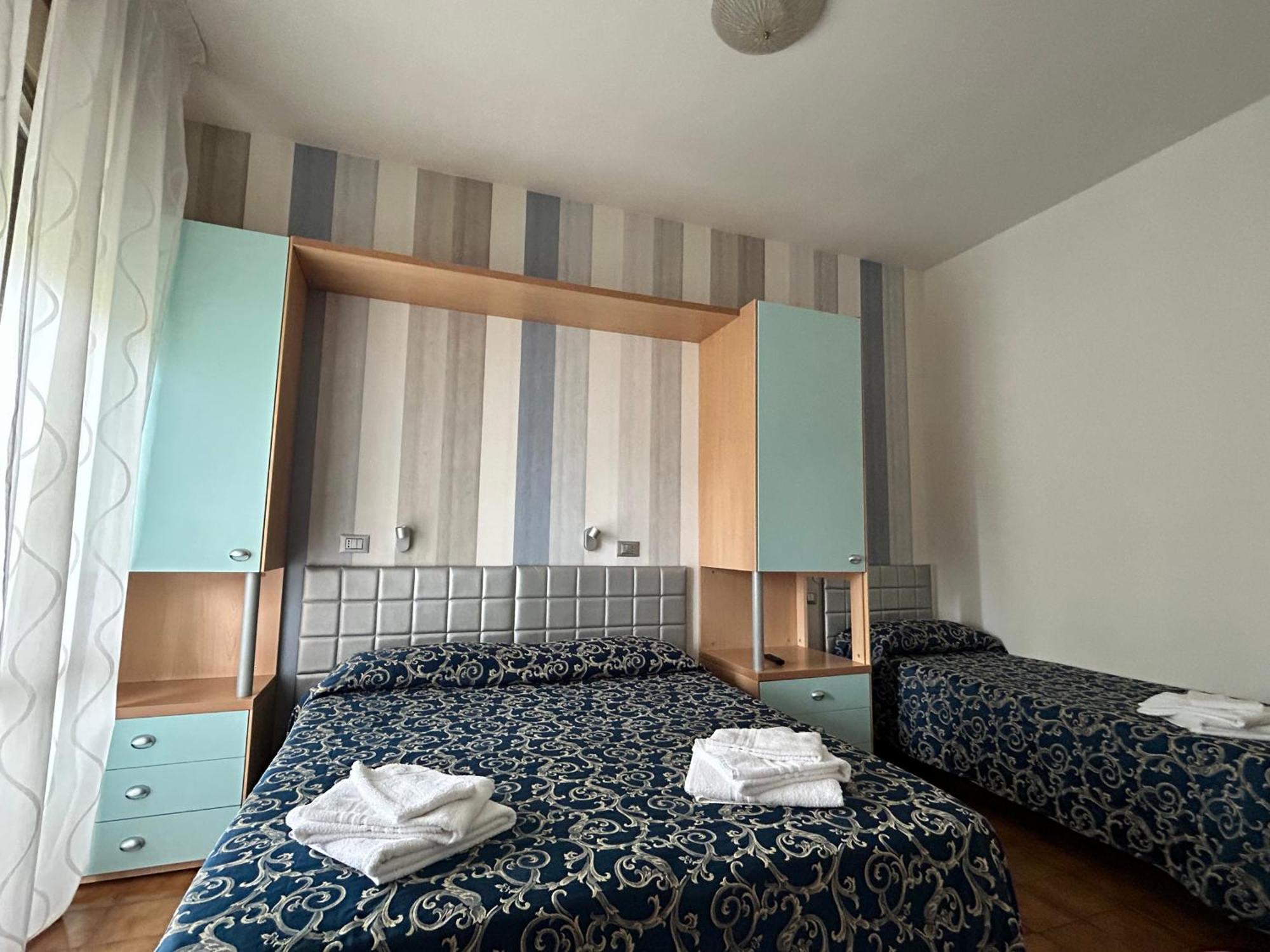 Hotel Etna - Nuova Gestione Romagnola All-Inclusive Spiaggia Parcheggio Riccione Eksteriør bilde